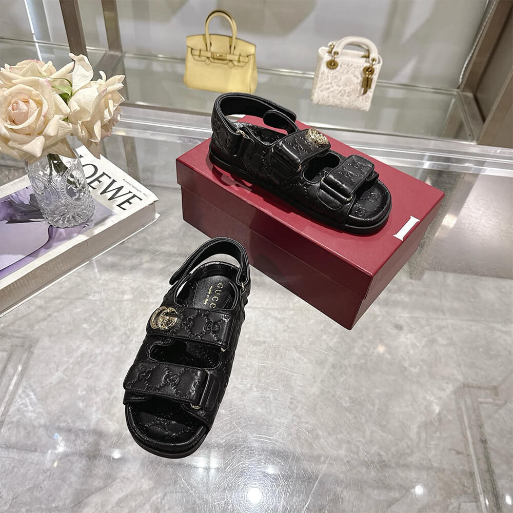 GUCCI Women s sandal with Double G